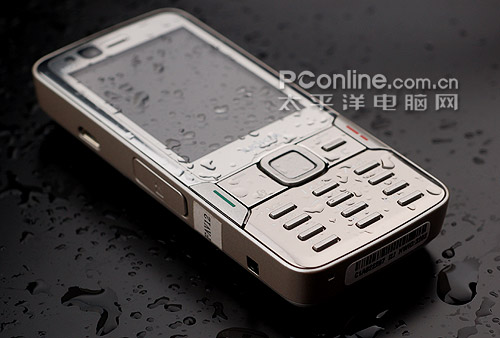 诺基亚 N82